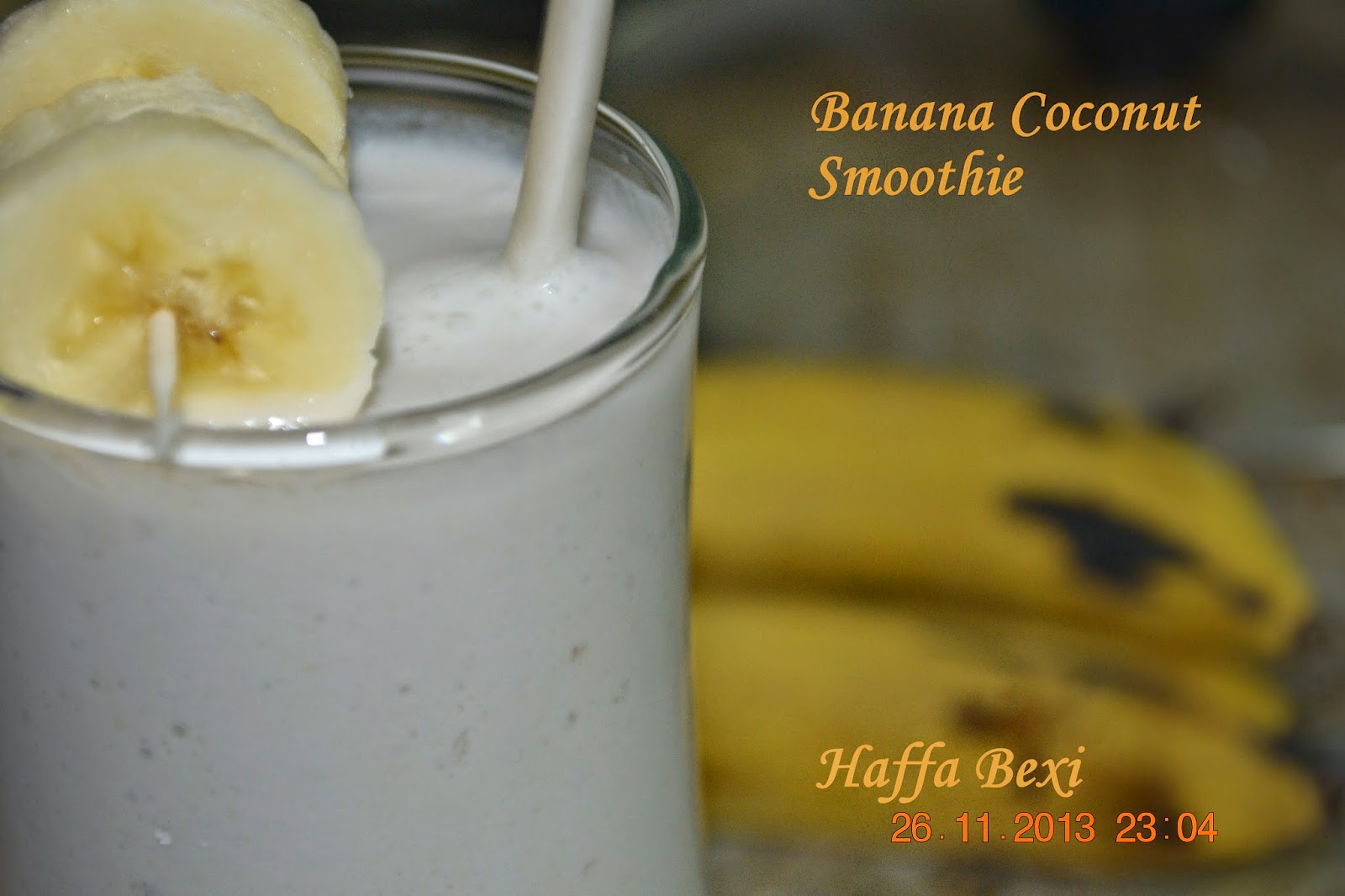 Banana Coconut Smoothie Haffa's kitchen adventures
