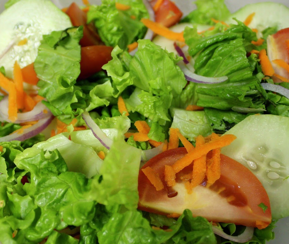 How To Make Tuna Garden Salad Cheftonio S Blog