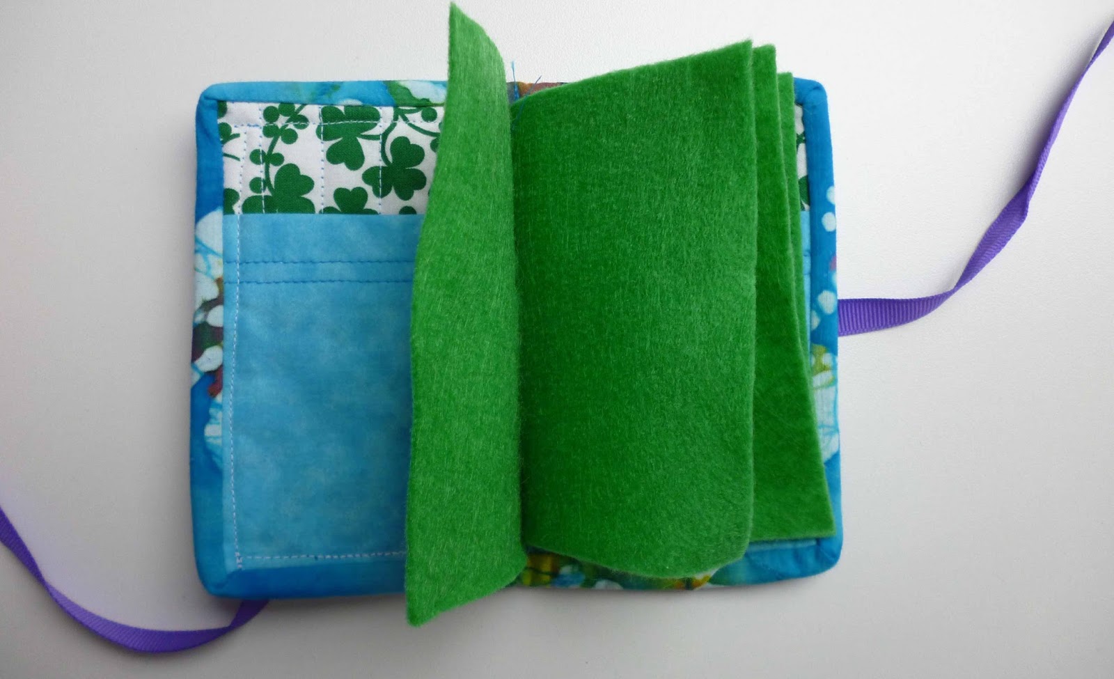 sew sew art Needle book