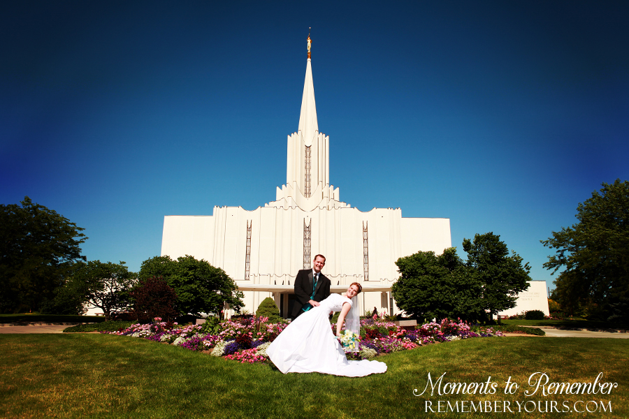 Moments to Remember Wedding Photography at Jordan River Temple Utah