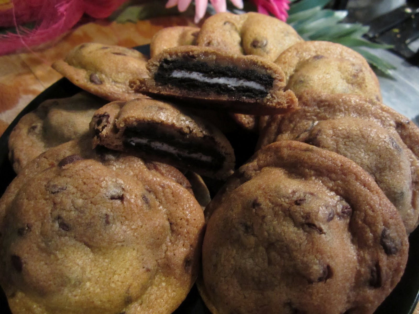 Aldi Gourmet "Oreo" Stuffed Chocolate Chip Cookies