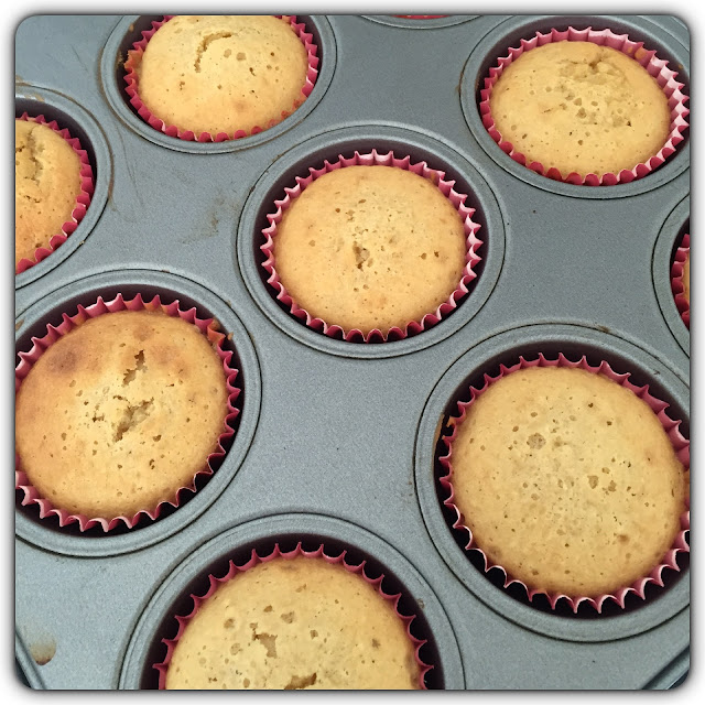 oreo cookie surprise cupcakes