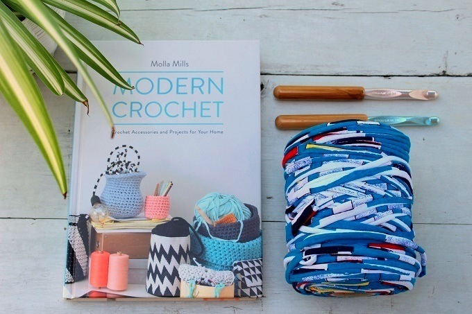 Modern Crochet: Crochet Accessories and Projects for Your Home