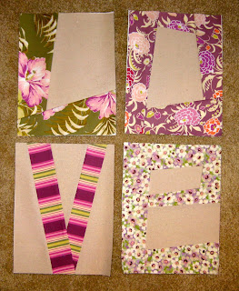 http://www.sewmamasew.com/2012/02/true-love-love-mini-quilt-pattern-tutorial/