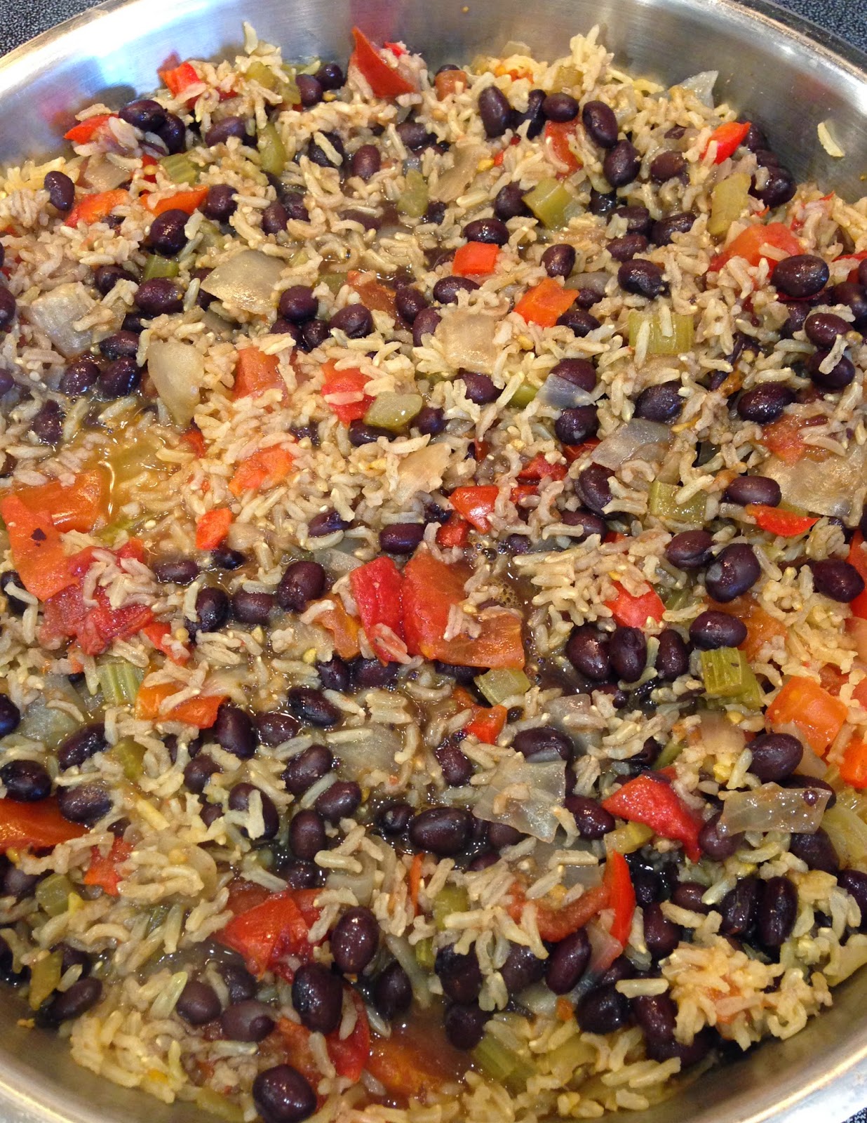 LIFE IS GOOD RICE, BLACK BEANS AND VEGETABLES