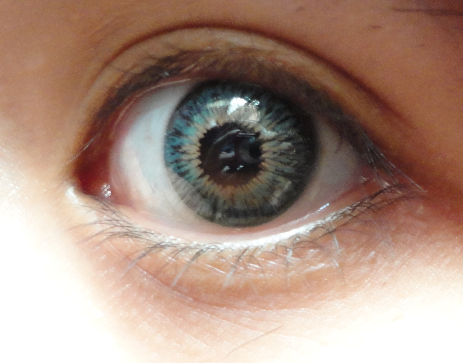 Sealed Dimension Crystal Lens Review Aquamarine Bluish Green