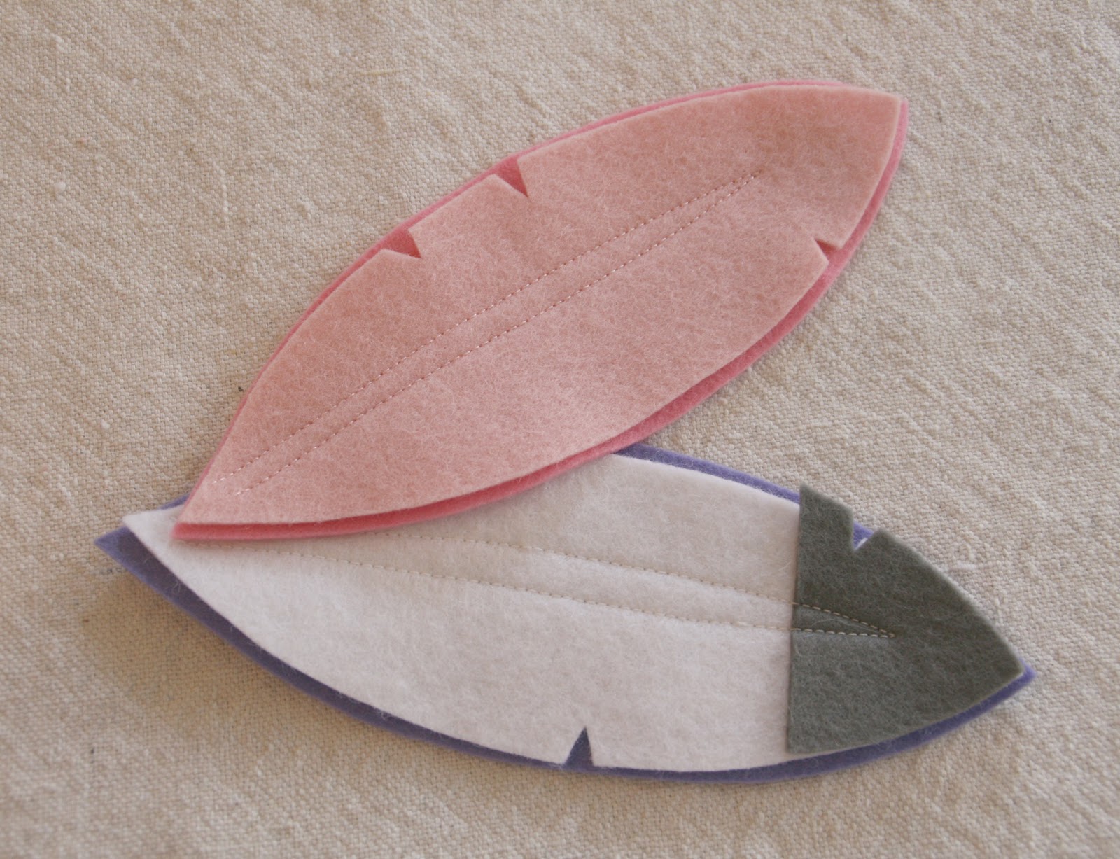 one little rayndrop Felt Feather Tutorial