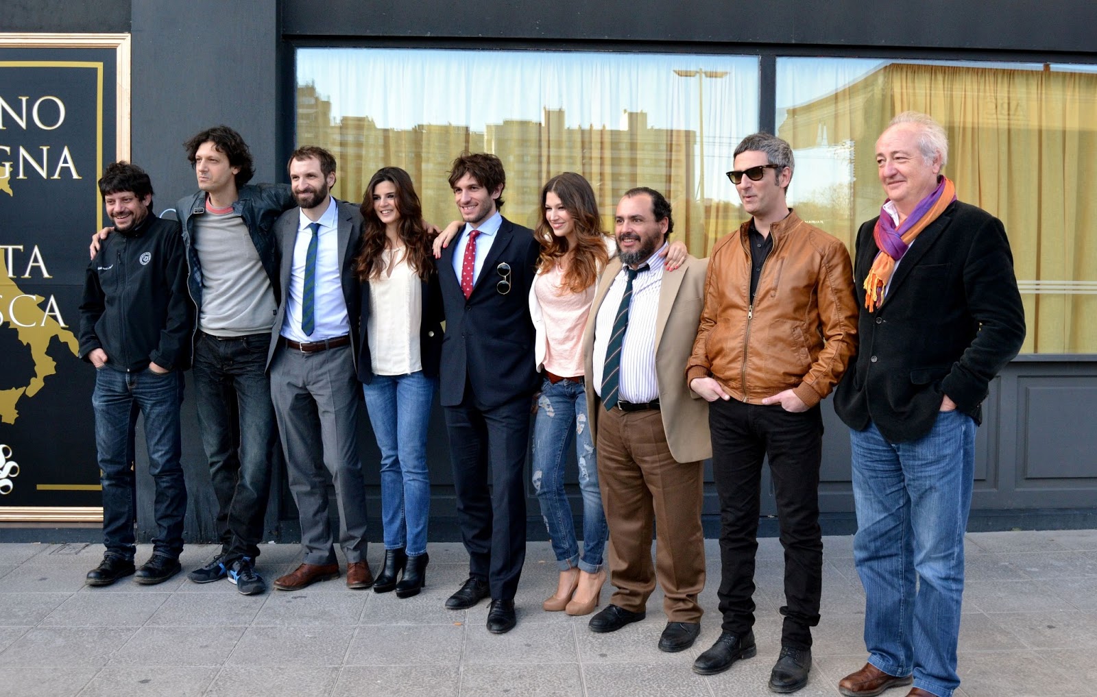 Reparto al completo de ¿Quién mató a Bambi? en un dia de rodaje con prensa Reparto al completo de ¿Quién mató a Bambi? en un dia de rodaje con prensa