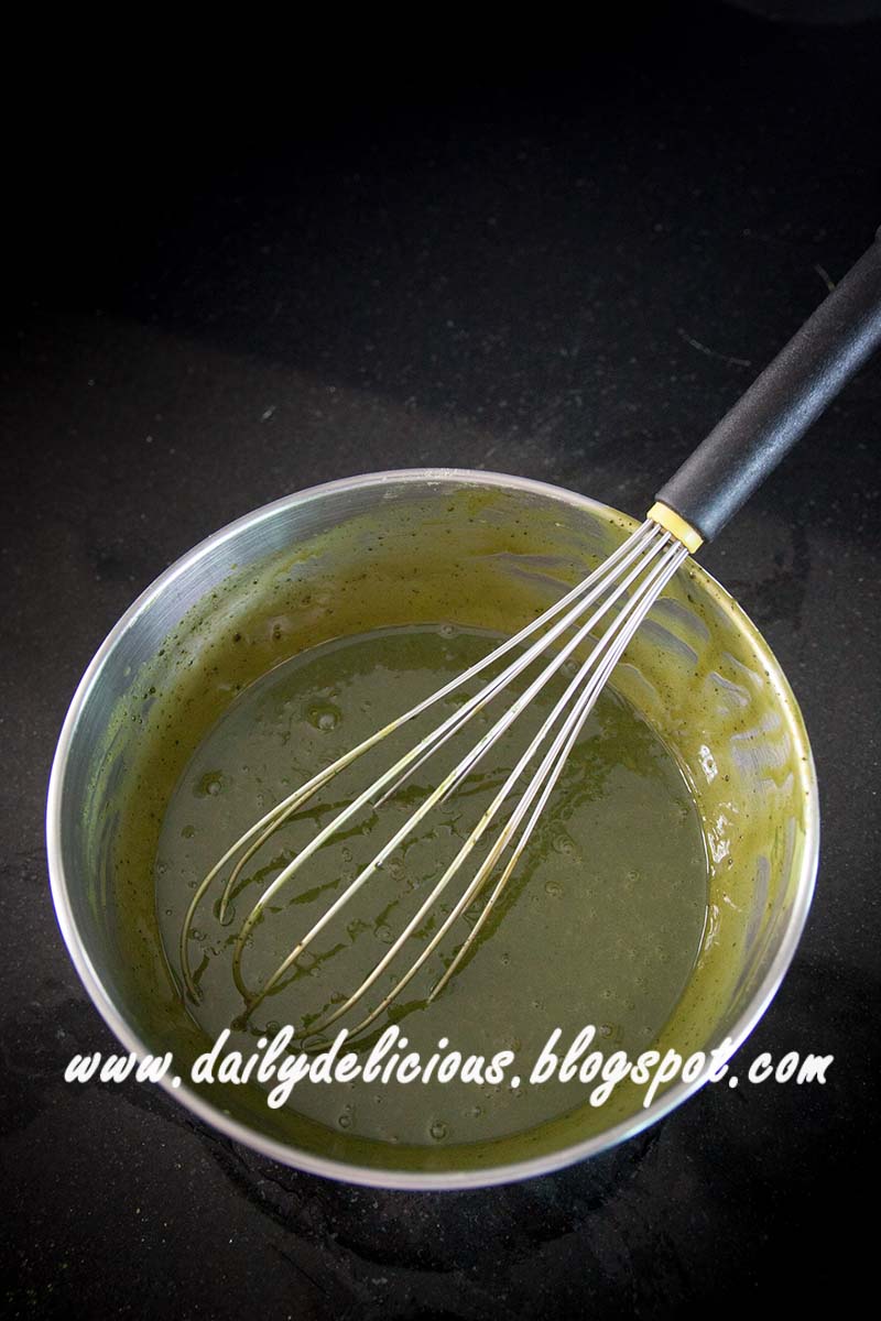 dailydelicious Green tea chiffon cake with Green tea white chocolate