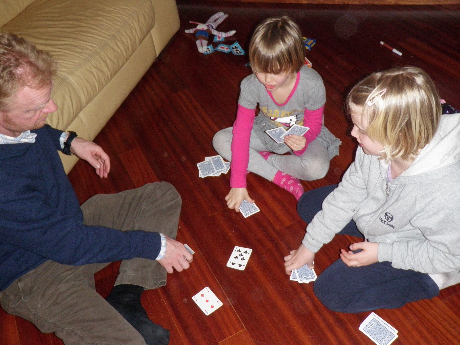 Unconventional Mom: Aritmetica con papà: giochiamo a Rubamazzo!