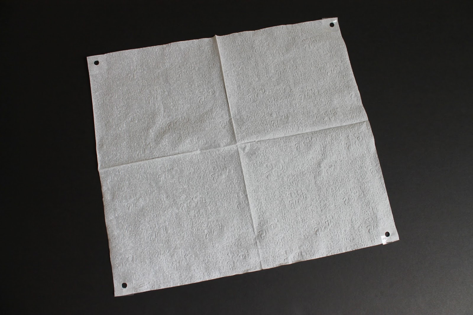 Serving Pink Lemonade Toy Parachute with free template to make your own!