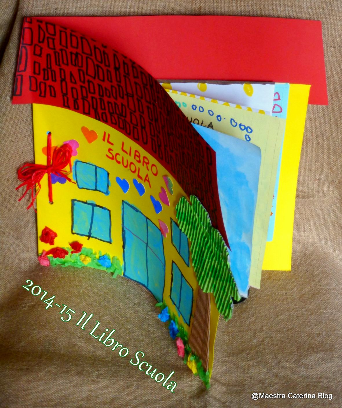 Maestra Caterina: Accoglienza: Il Libro Scuola
