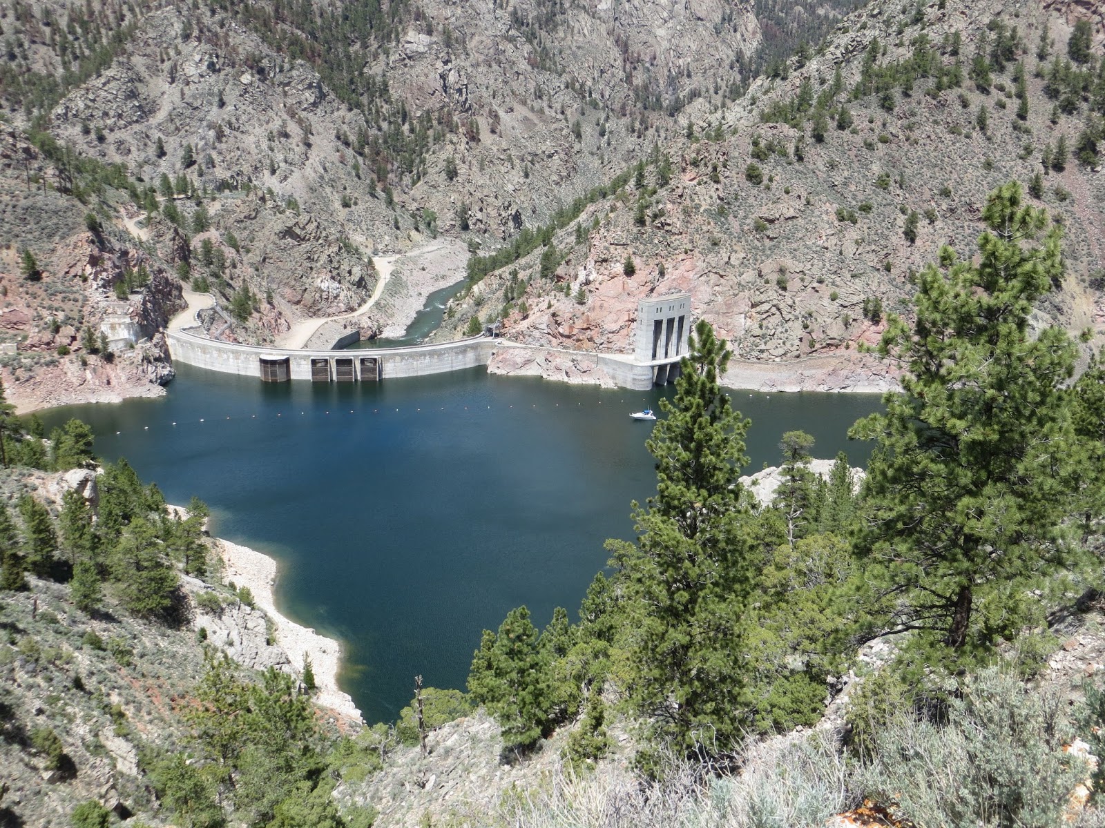 TravelingU.S.A Alcova Reservoir