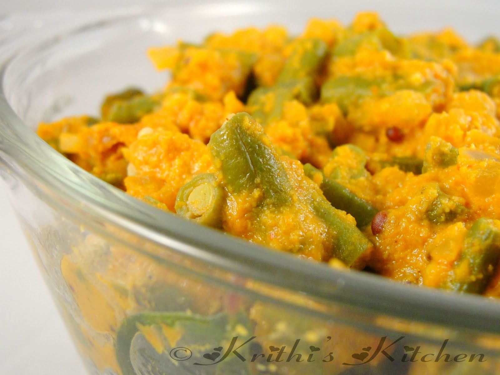 Krithi's Kitchen Yardlong beans curry / Paithangai kari