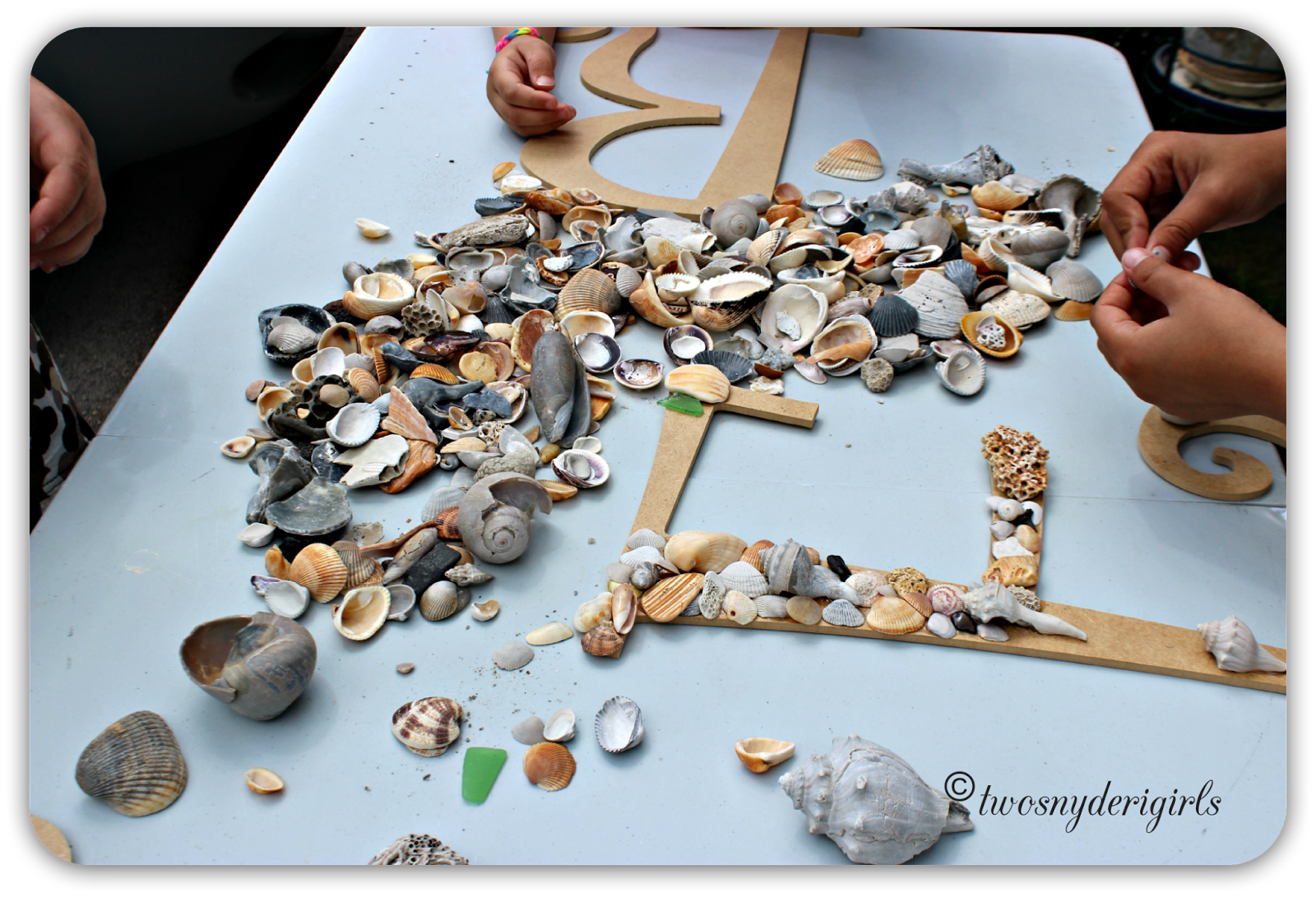 Grandparents & Grandchildren Shell Crafts Shell covered letters