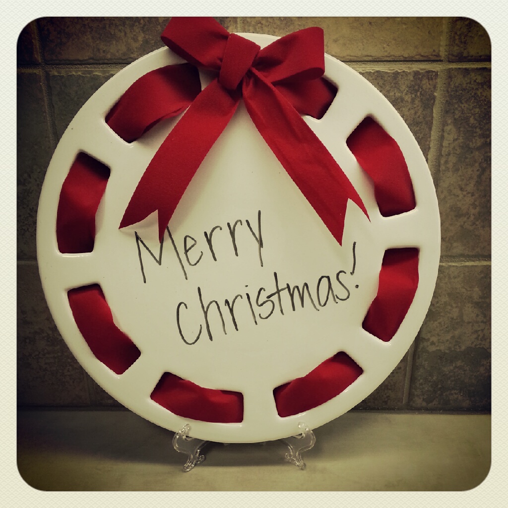 White ceramic plates for crafts image