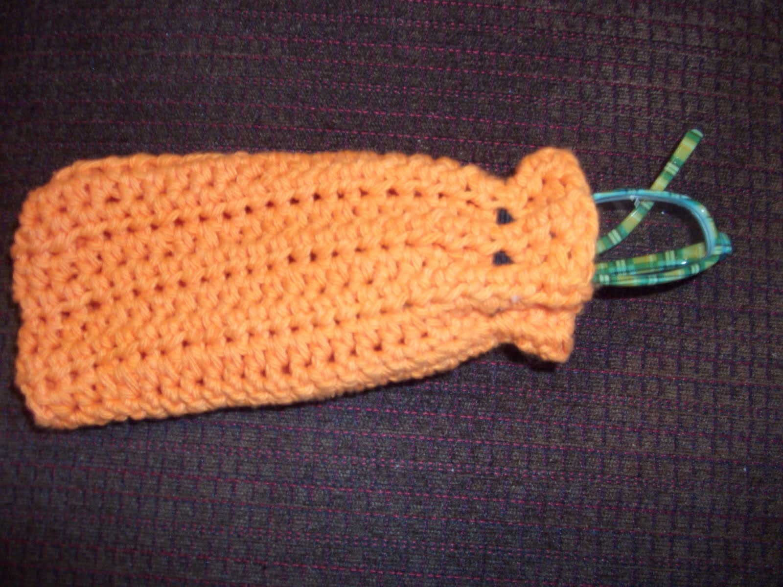 This last pattern shows how to crochet an Eyeglass case