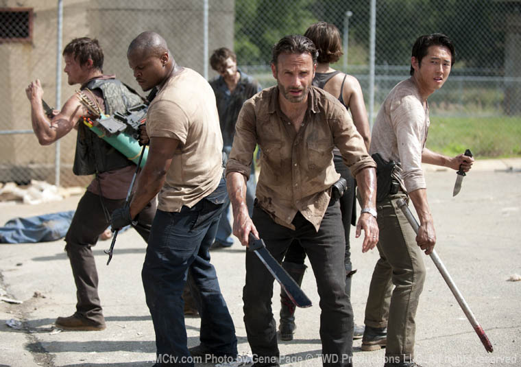 The Walking Dead 3x01 - el grupo