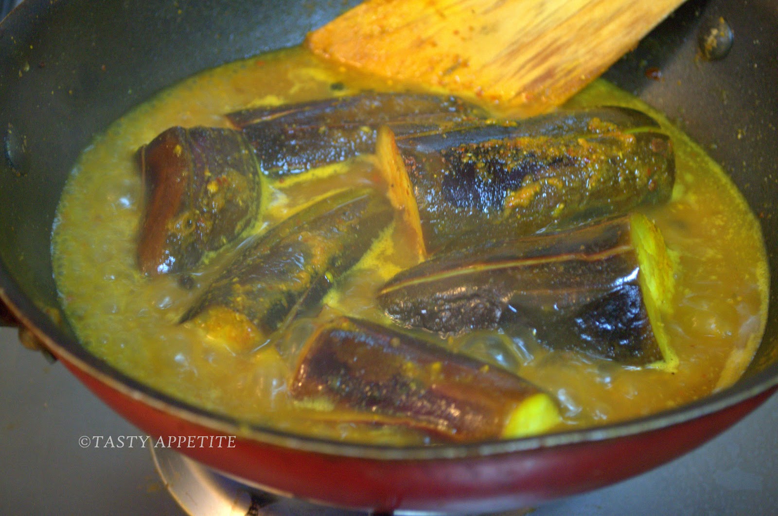 How to make Biryani Kathirikkai / Tangy Brinjal Gravy / An ideal side