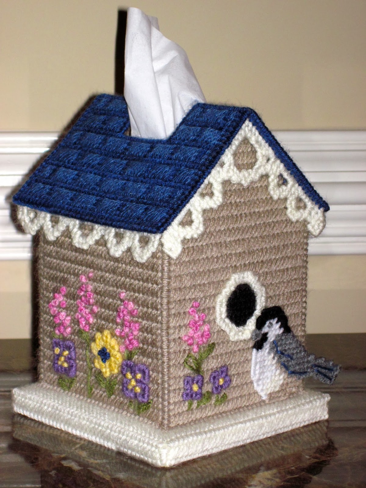 Embroidered birdhouse pillow using tissue paper + sewing machine