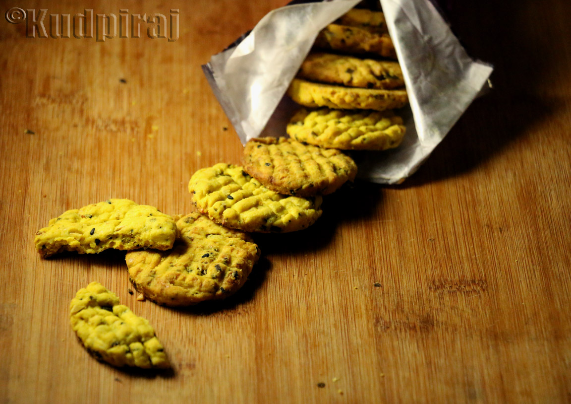 Kudpiraj's Garam Tawa Masala Biscuits(Spicy Mangalorean Cookies)