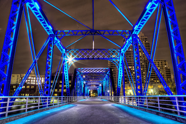 [Image: michigan.grandrapids.bluefootbridge.night-XL.jpg]