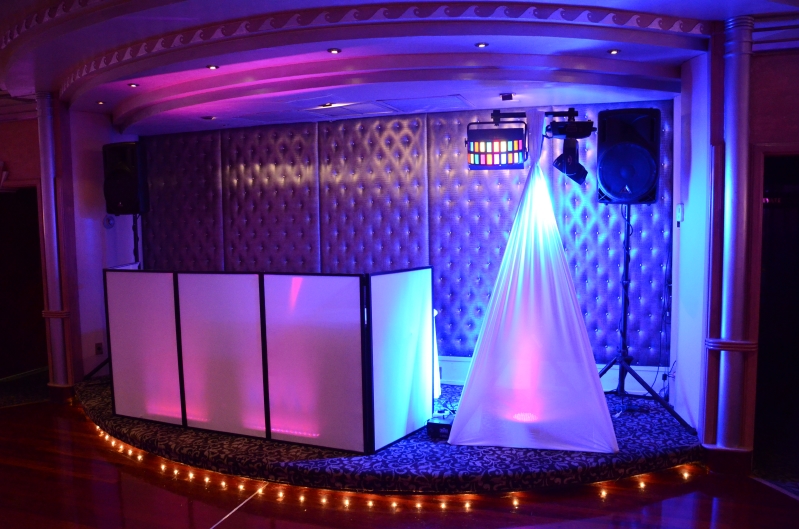 Lighting at Chateau Briand Carle Place, NY Universal Light & Sound