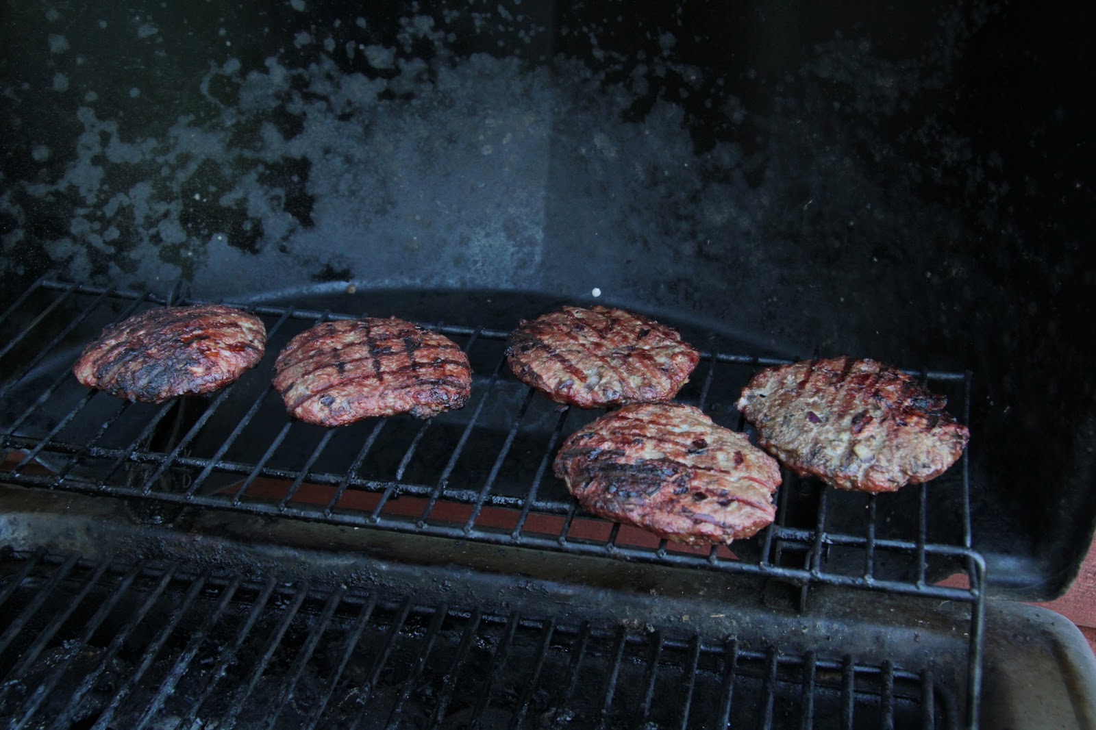 My journey to thin. Homemade lean beef burgers.