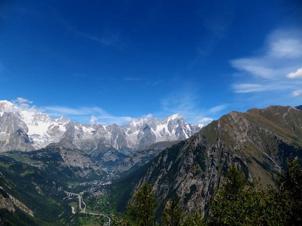 Italie Val Aoste Aosta La Thuile belvédère arpy alpes