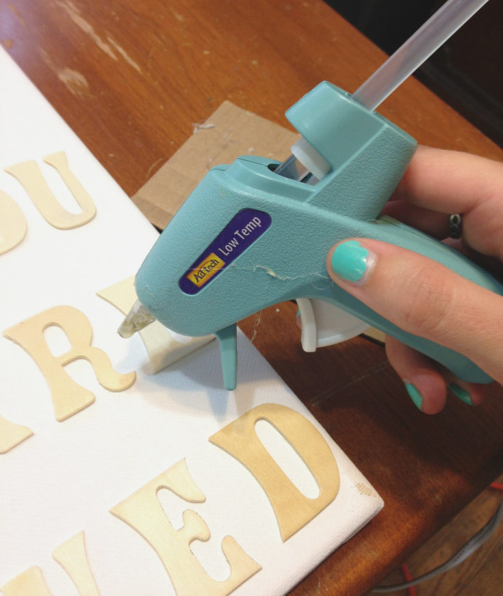 DIY canvas word art A Hopeful Hood