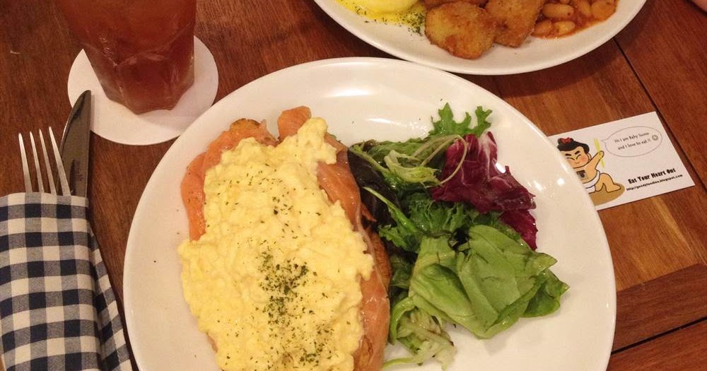 GoodyFoodies Brunch + Asian Fruit Cakes Nutmeg, KL