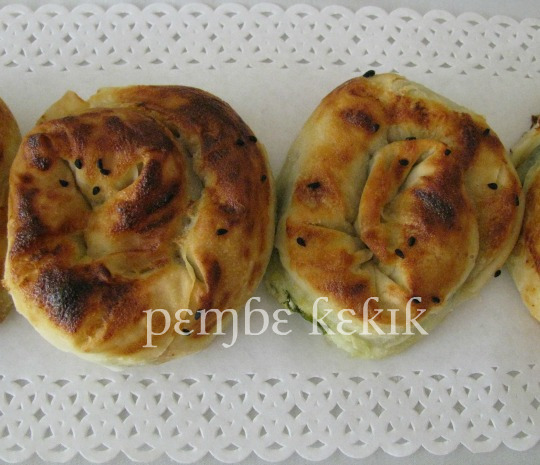 ıspanaklı börek