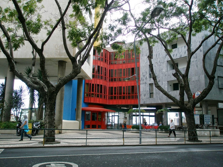 main entrance - apartment