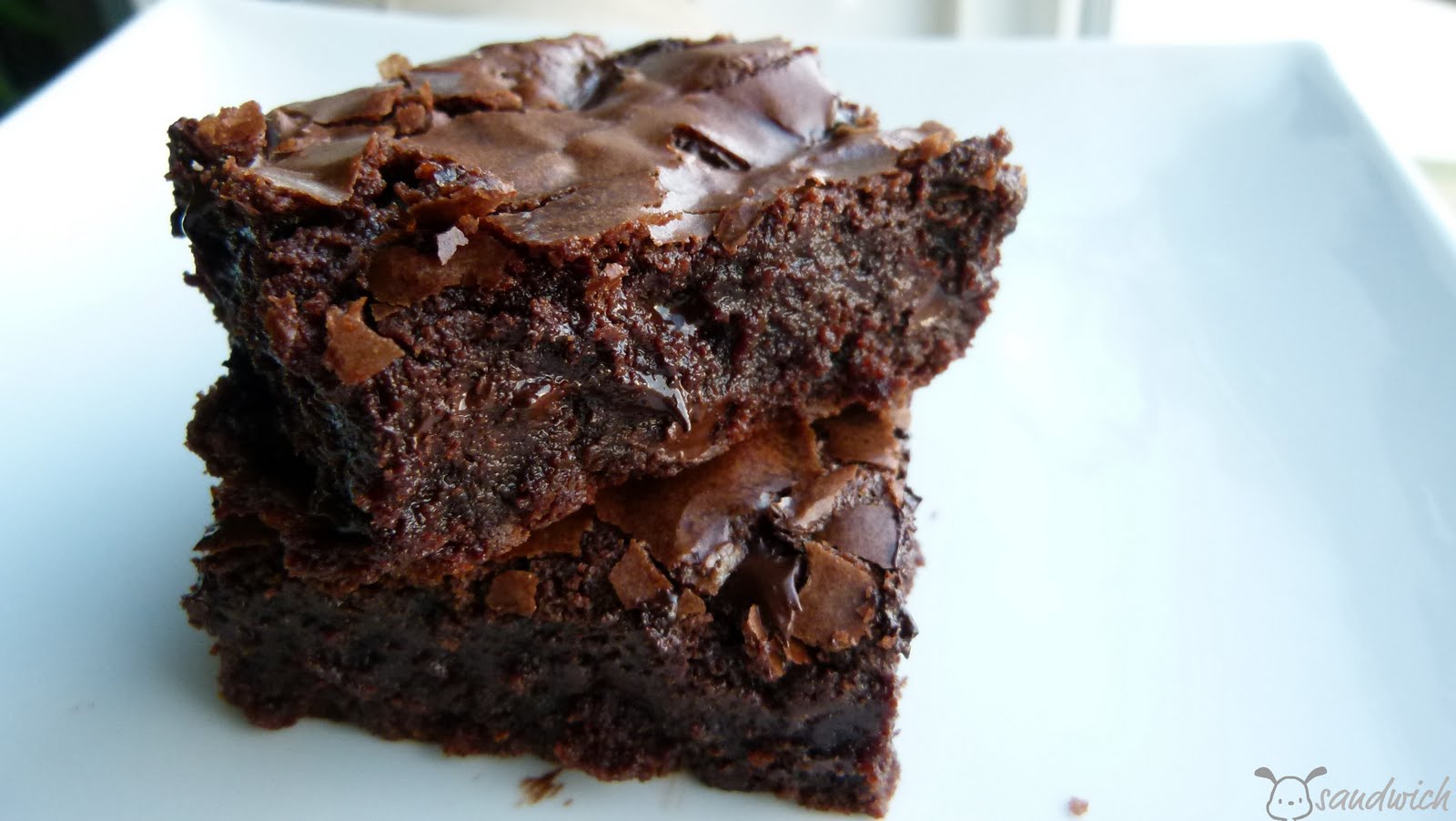 Oscar's Sandwich Double Chocolate Fudge Brownies