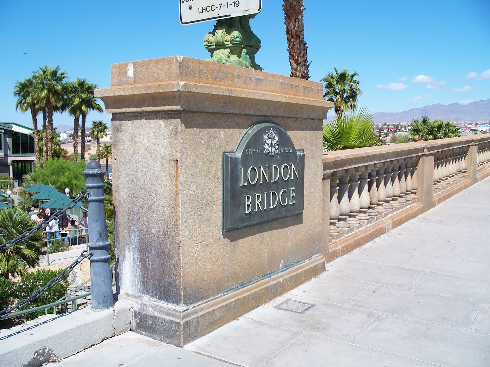 Travel "Write": Did London Bridge Really FALL Down?