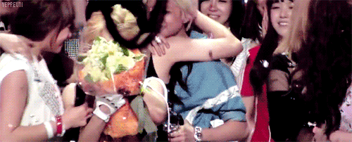 One Of The Cutest Gg Rivalries In Kpop Random Onehallyu