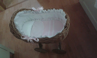 moises de mimbre para muñecas