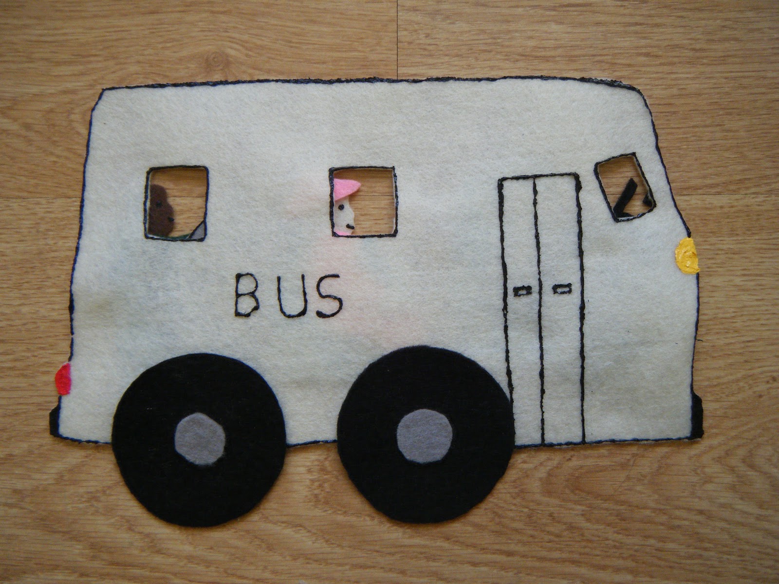 Felt Board Ideas The Wheels on the Bus for the Felt Board
