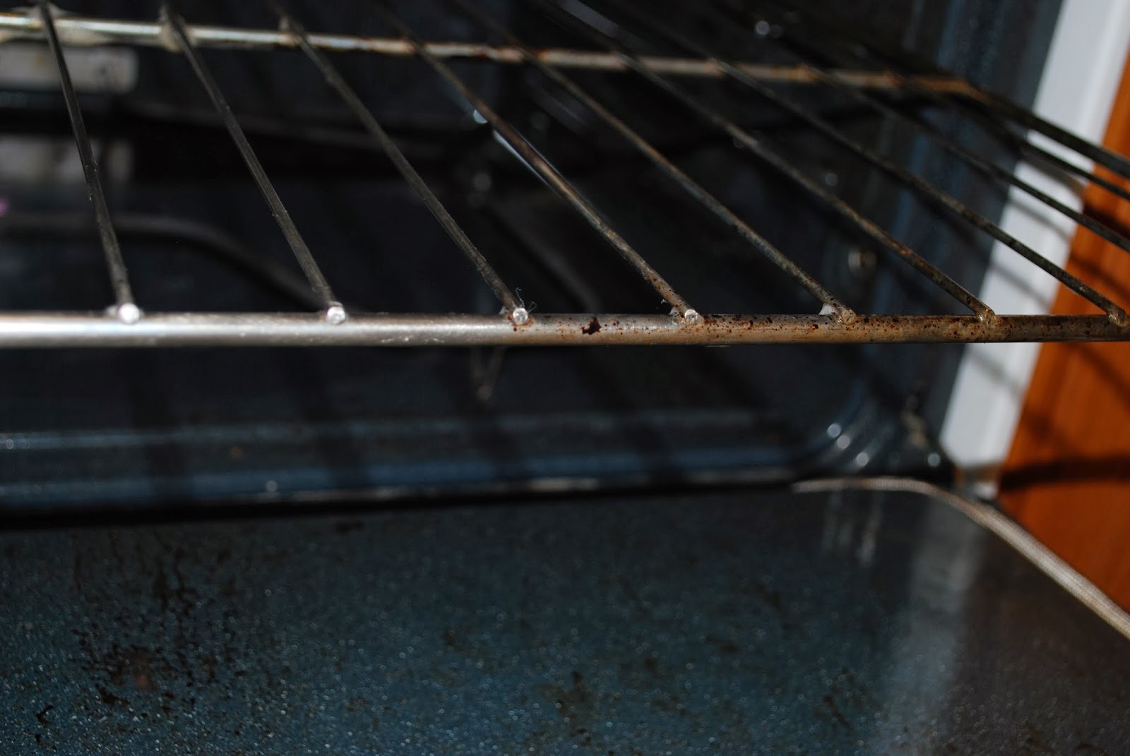 Paleo And Stuff Clean Oven and Stove Drip Pans With Ammonia