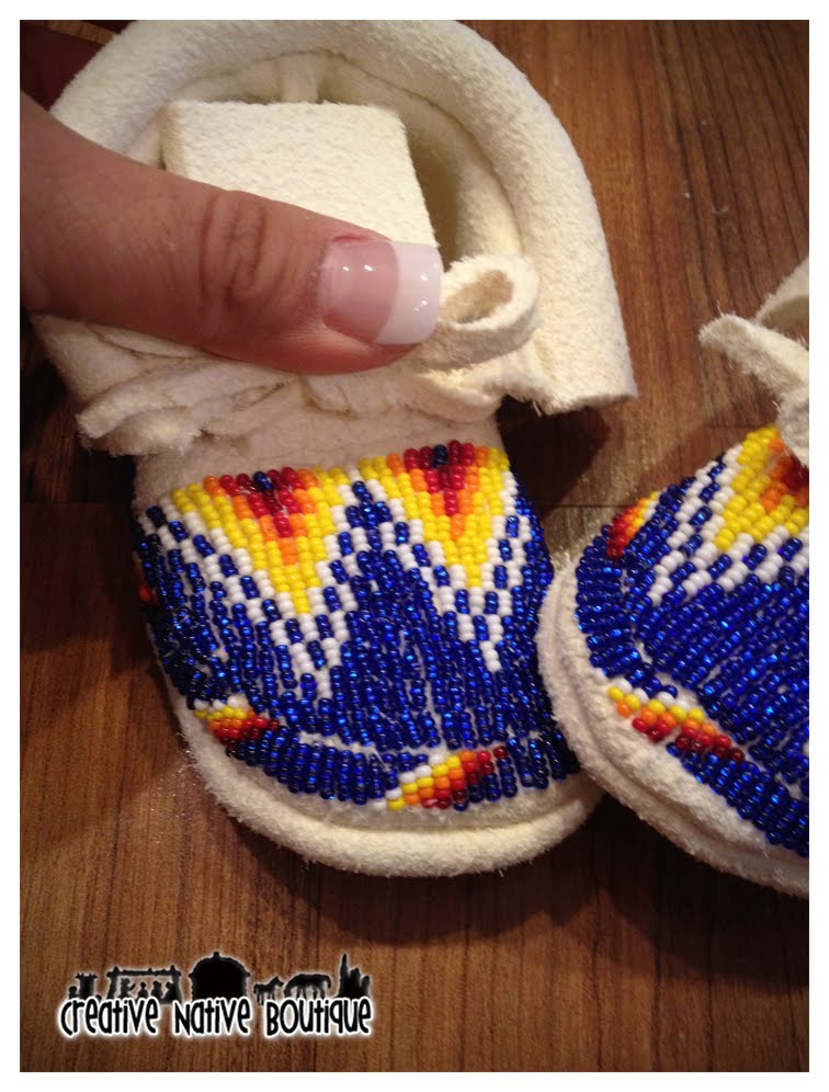 Creative Native Boutique A Mini & 2 Babysize moccasins...