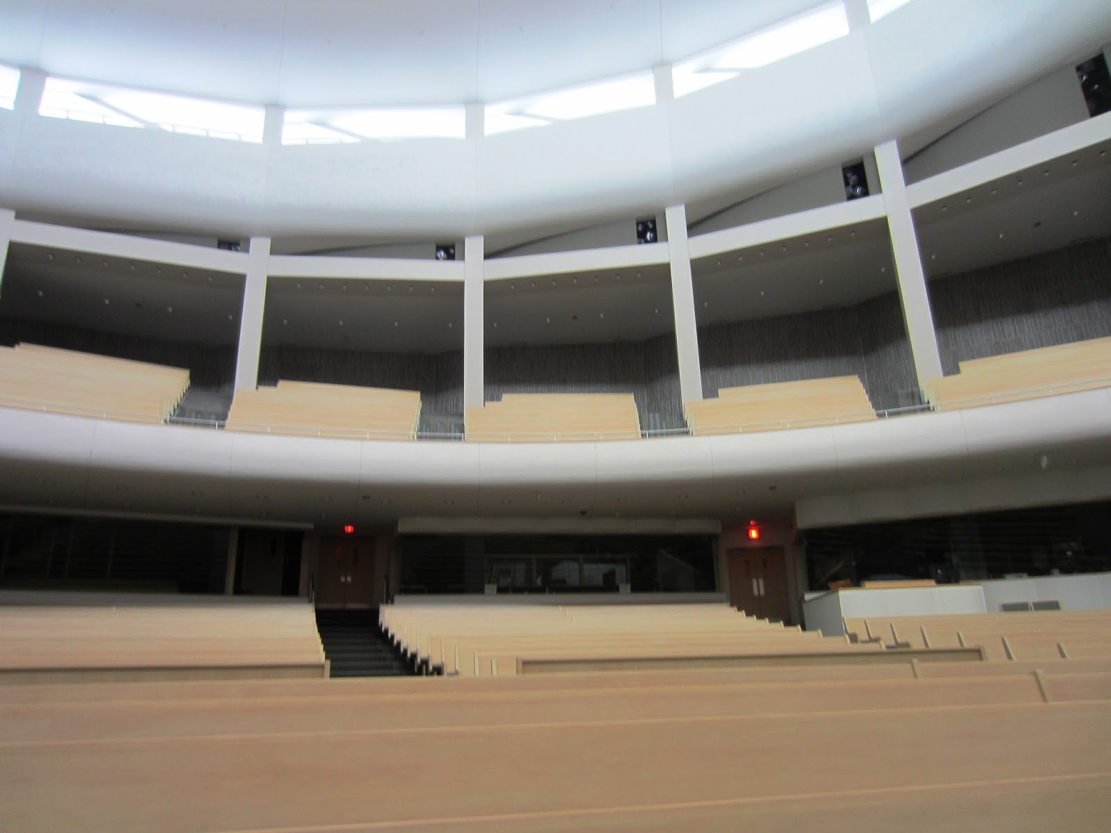 Souvenir Chronicles INDEPENDENCE, MISSOURI COMMUNITY OF CHRIST TEMPLE