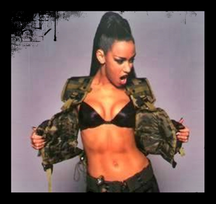 Notívagos O Dia Pela Noite: CANTORA KIM SASABONE A LÍDER DO VENGABOYS