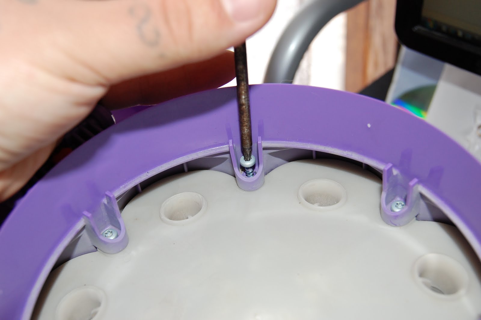 Suburban Gypsy How to make your Dyson work like its brand new!