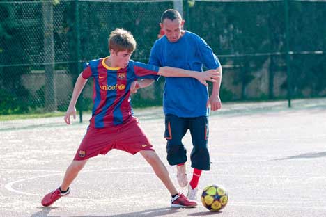 justin bieber barcelona soccer. Bieber has been at the first