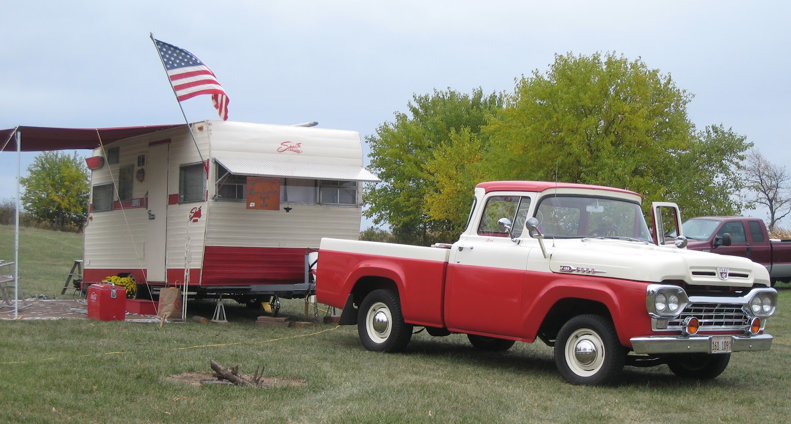 Wandering Wisconsin: Cool Vintage Trailer Rally