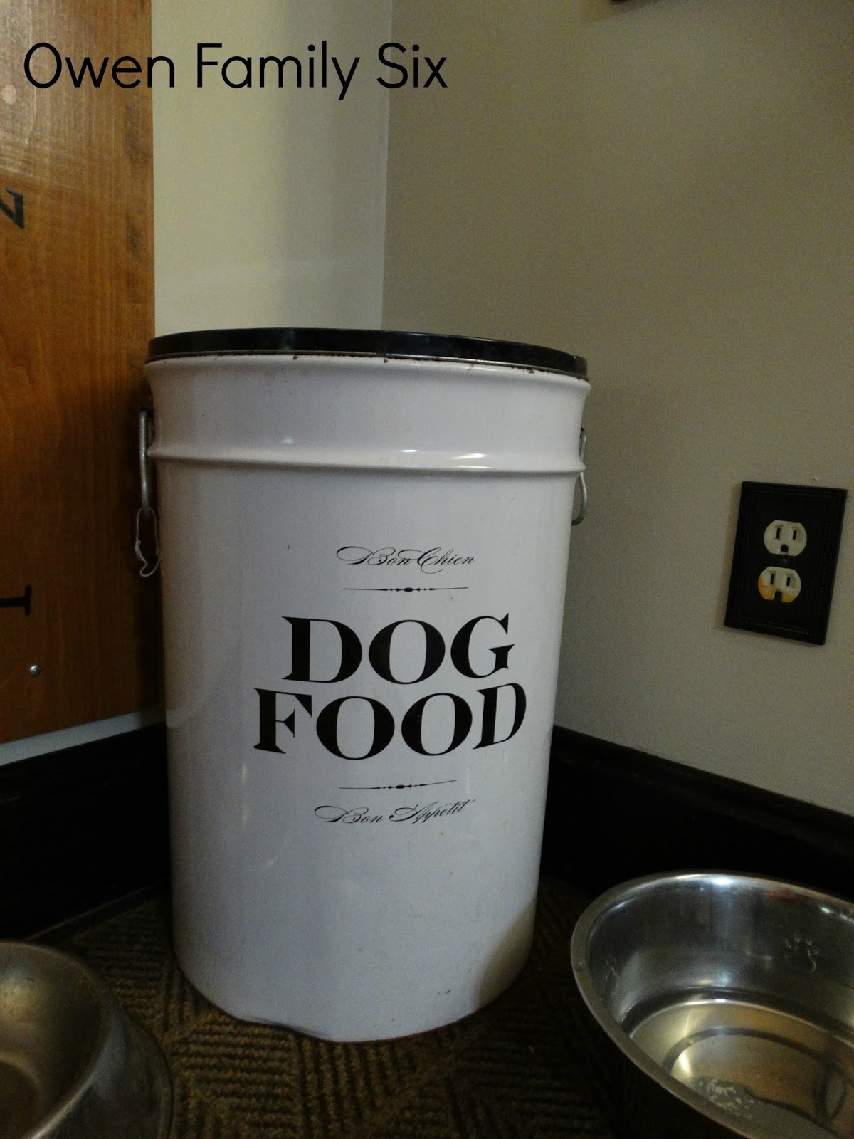 Owen Family Six Dog Food Container