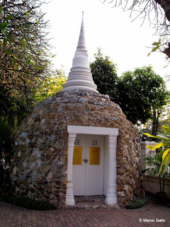 CEMENTERIO REAL WAT RATCHABOPHIT, BANGKOK. TAILANDIA