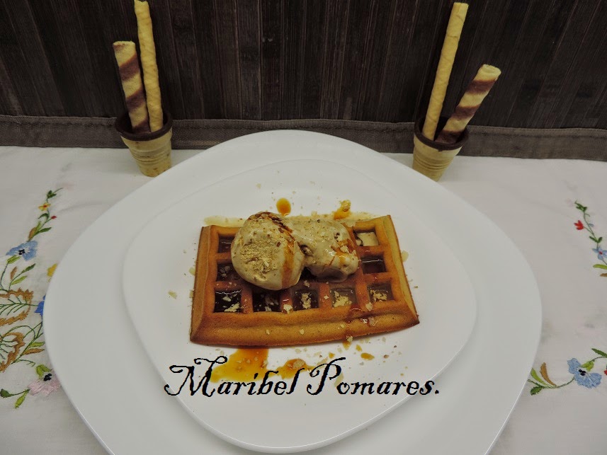 Gofres De Calabaza Con Helado De Turrón Y Caramelo Liquido.
