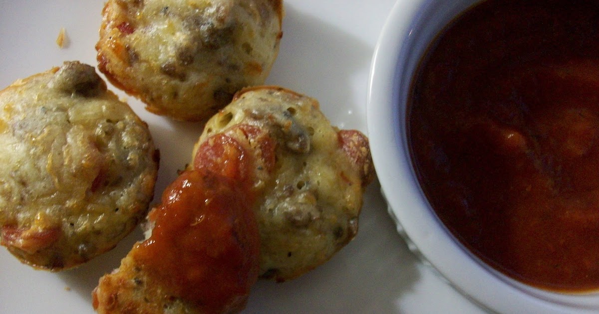 Martha's Recipe Sausage & Pepperoni Pizza Puffs