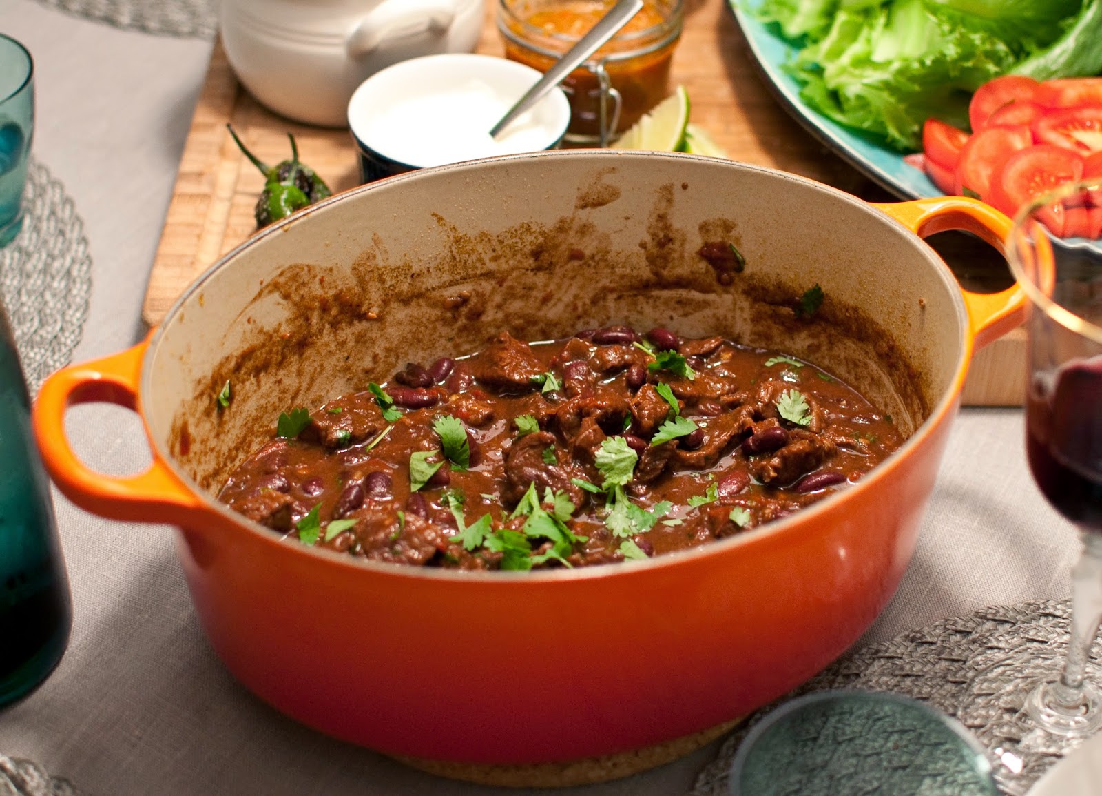 högrev gryta chili choklad
